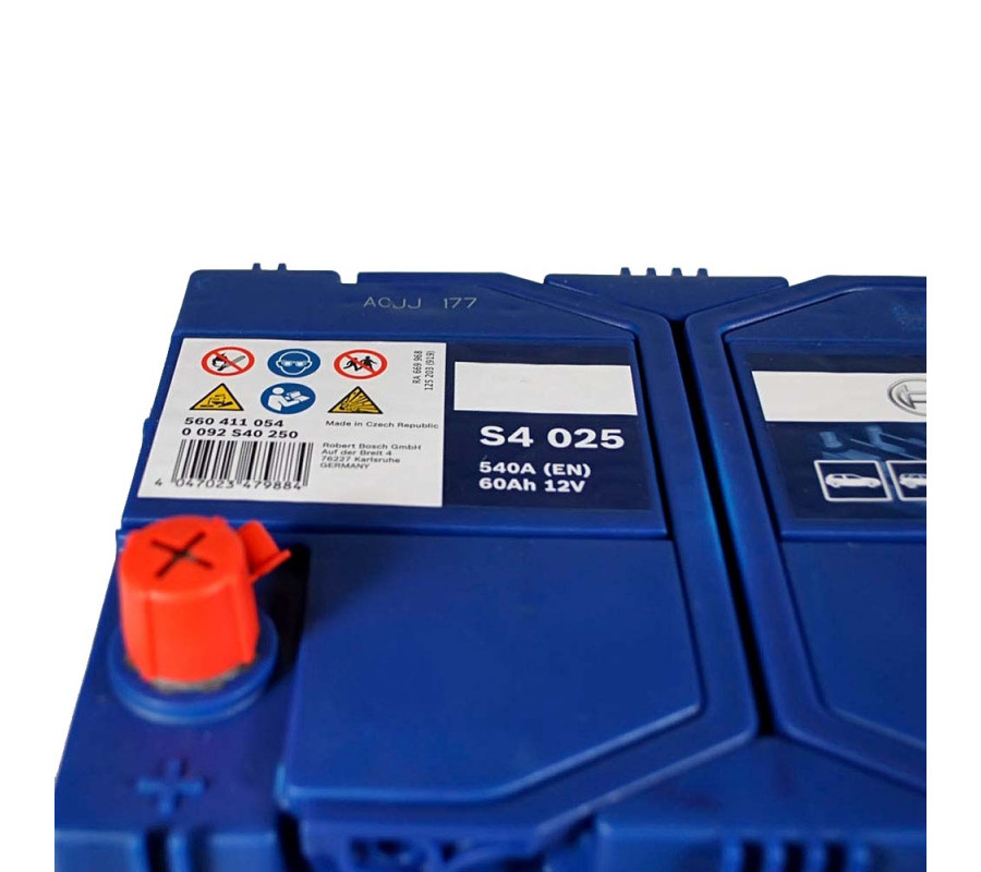 Автомобільний акумулятор Bosch 60Ah 540A S4025