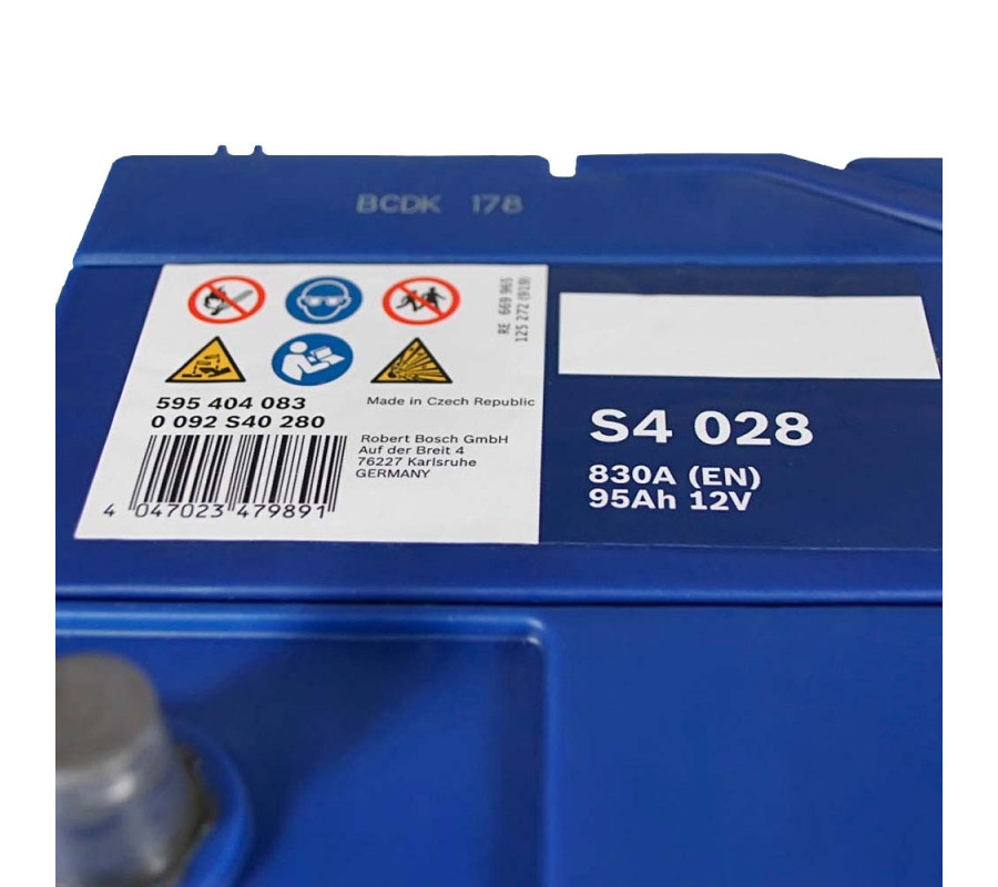 Автомобільний акумулятор Bosch 95Ah 830A S4028