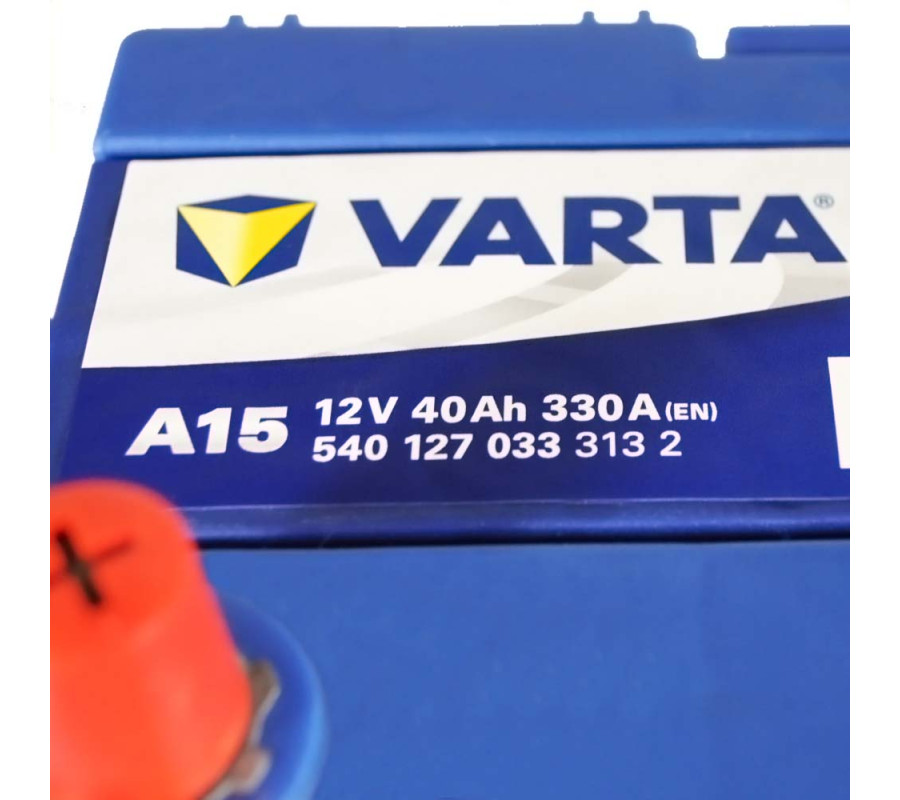 Автомобільний акумулятор Varta  Blue Dynamic 40Ач 330 А A15