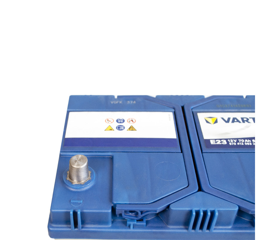 Автомобільний акумулятор Varta  Blue Dynamic 70Ач 630 А E23
